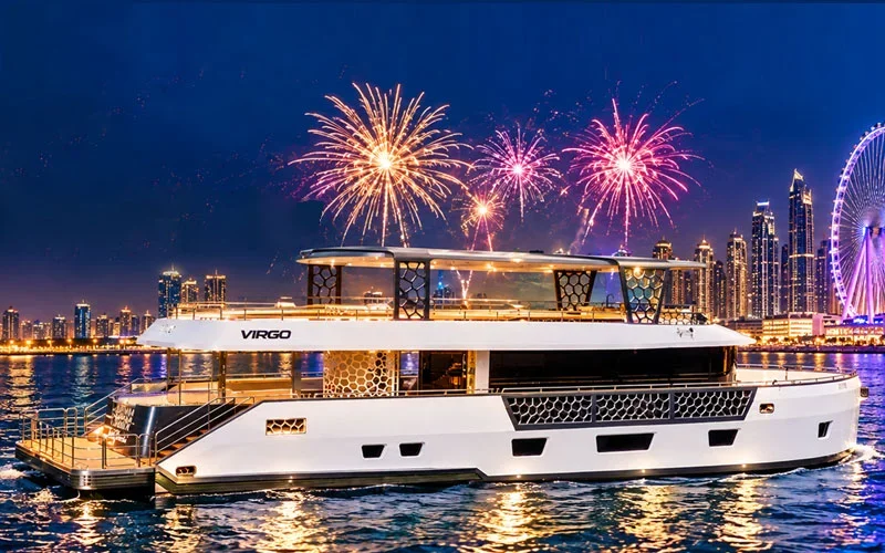 Virgo 90 ft superyacht in Dubai for New Year's Eve